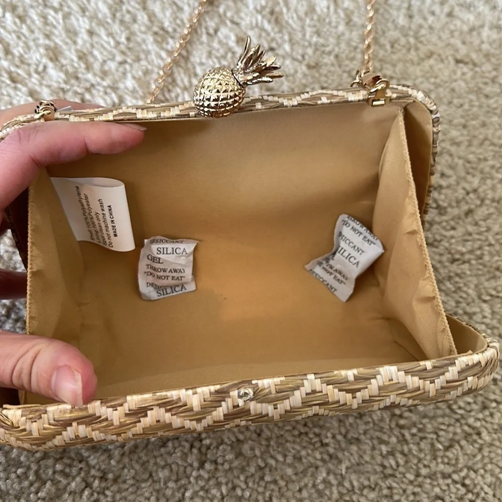 NWT adorable, woven purse with gold pineapple detail express